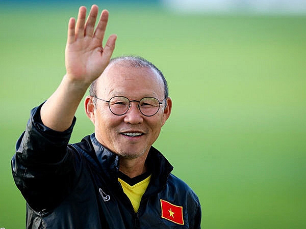 Bóng đá Việt Nam 24/8: HLV Park Hang Seo từ chối lời mời của HLV Troussier