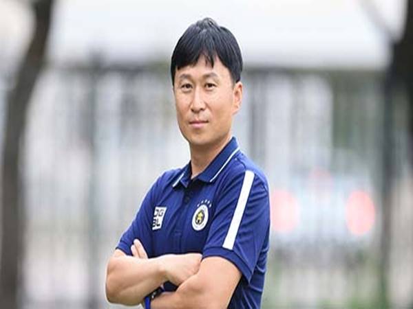 Bóng đá VN 11/6: CLB Hà Nội có thêm trợ lý người Hàn Quốc