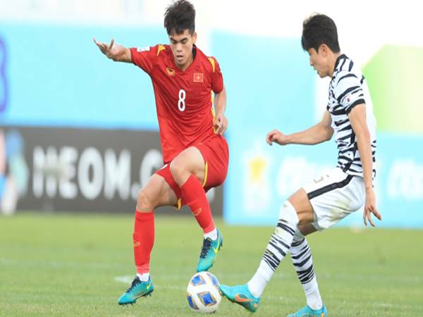 Bóng đá Việt Nam ngày 7/6: U23 Việt Nam chơi bóng đầy tự tin
