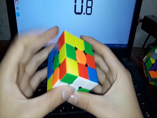 Những yếu tố cần cân nhắc khi chọn đồng hồ bấm giờ Rubik