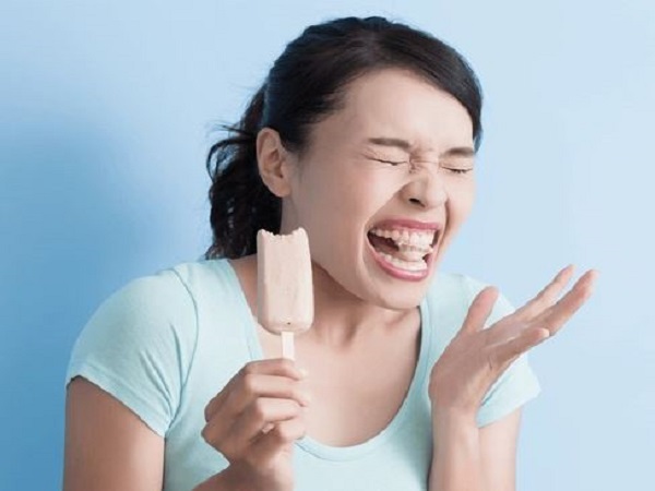 Vì sao mẹ bỉm sữa thường bị ê buốt răng?